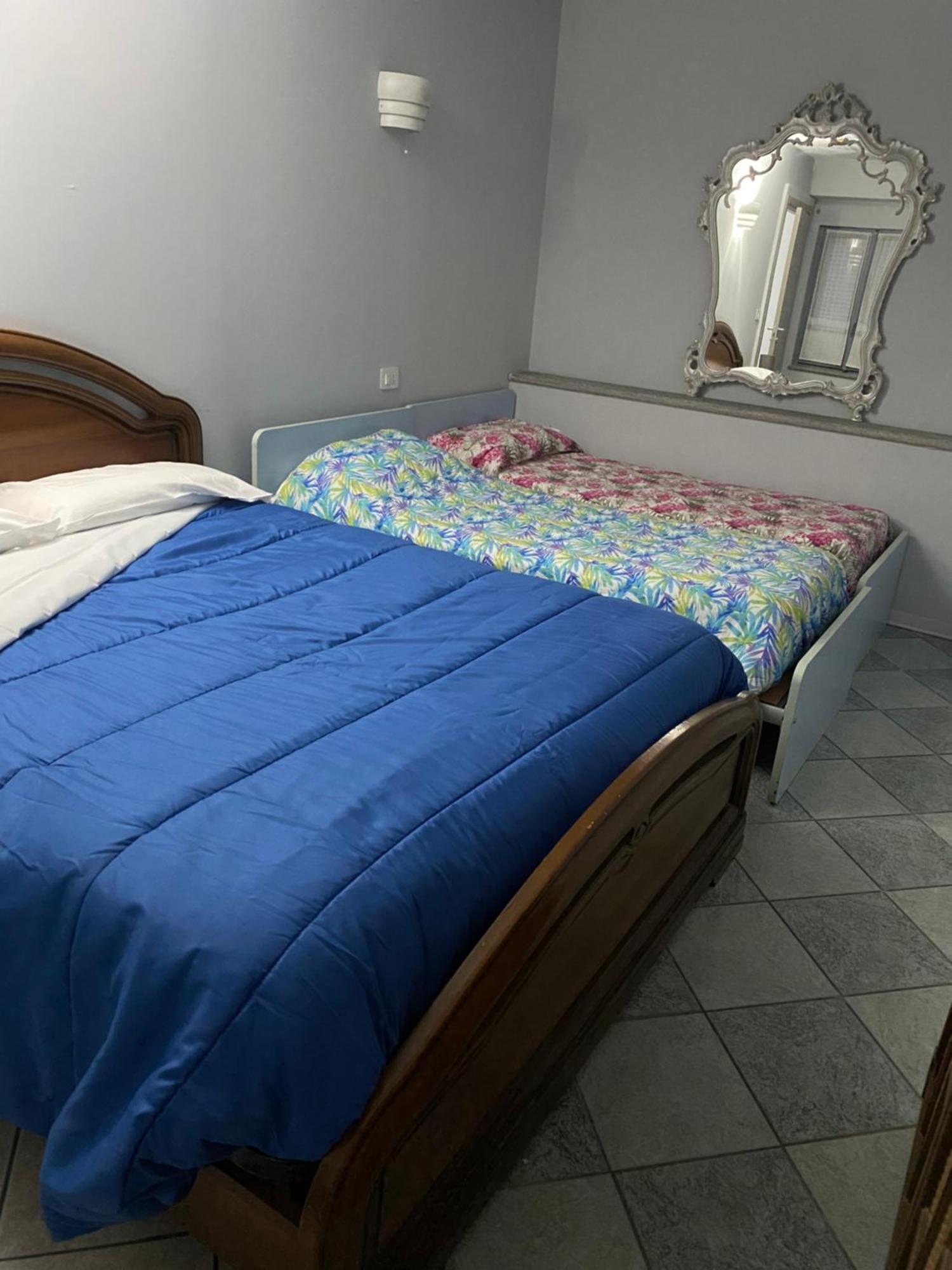 La Casa Di Cate & Adry Bed & Breakfast Envie Exterior photo